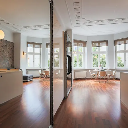 2homerent W Dzielnicy Muzycznej Apartment Bromberg