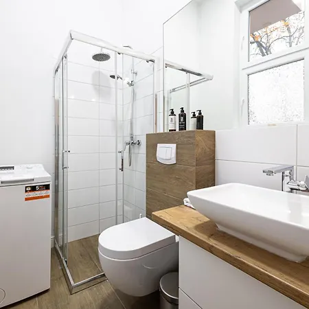 2homerent W Dzielnicy Muzycznej Apartment *